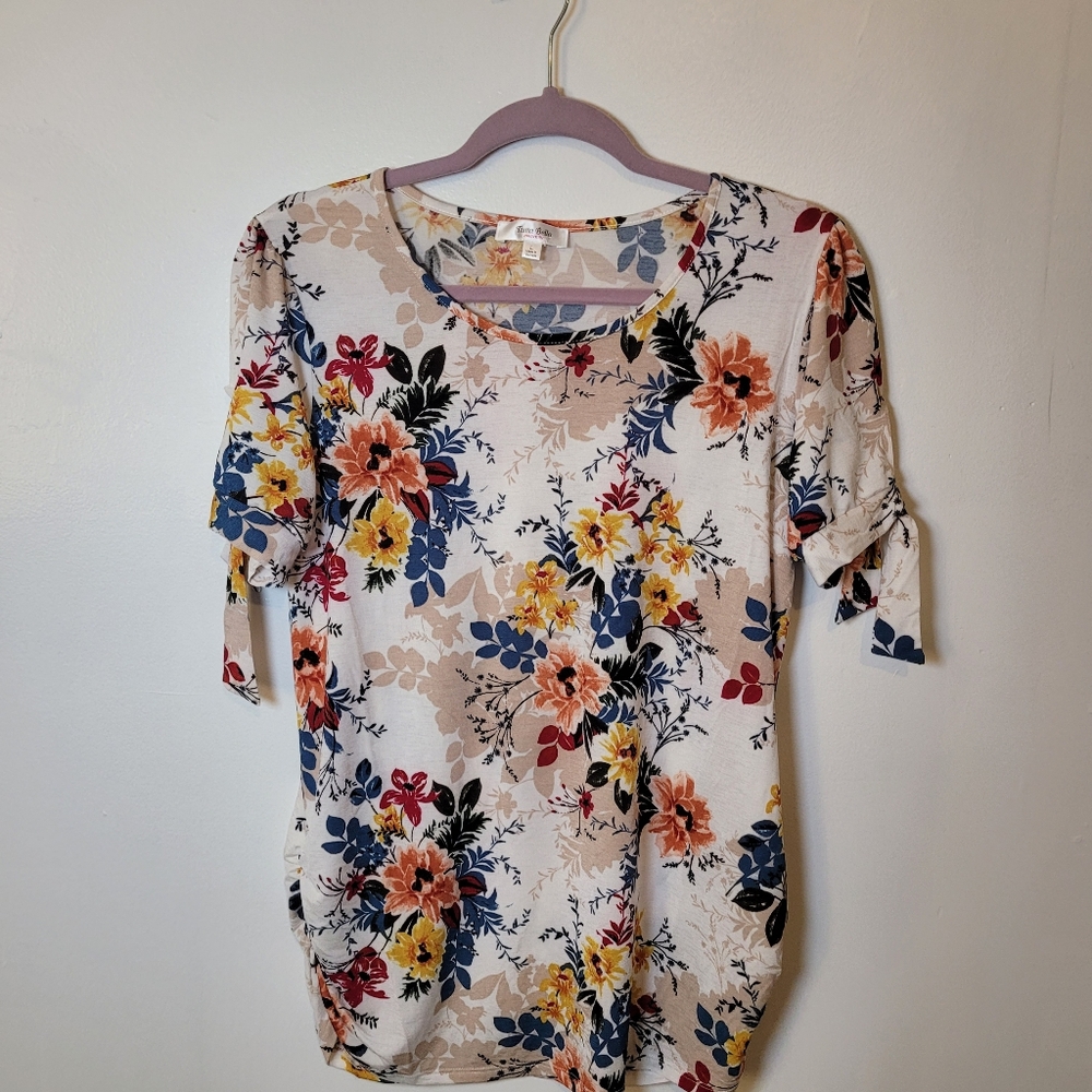 Tutta Bella Maternity Ruched Floral Top Size Large
